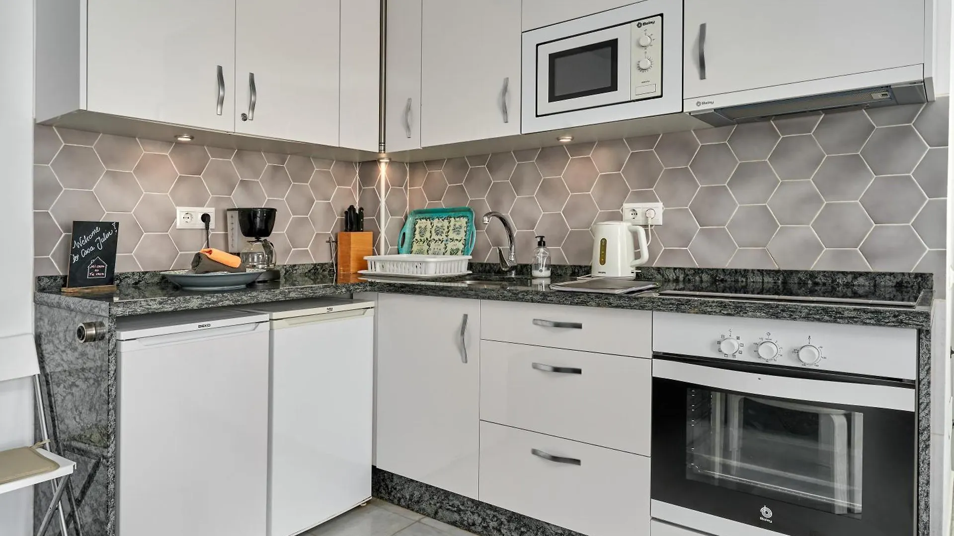 One Bedroom Penthouse 内尔哈 公寓